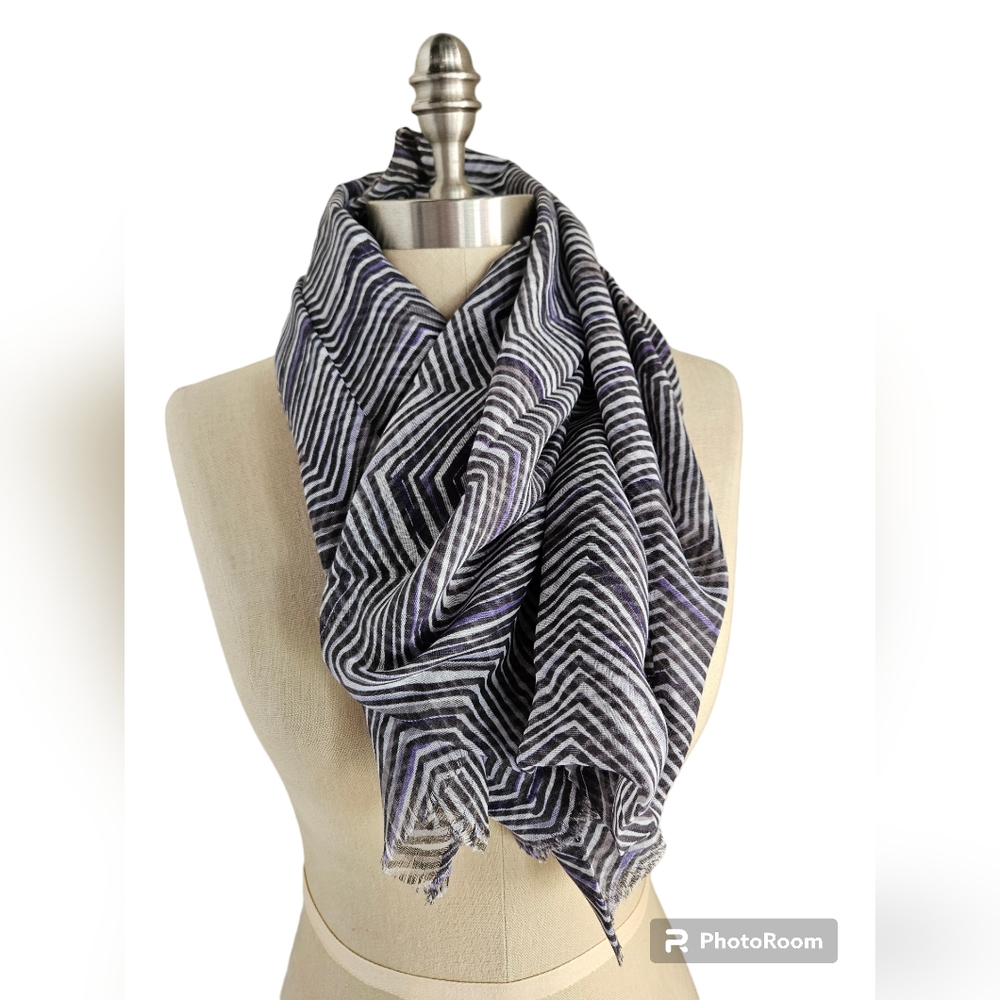 NWT THIRTY-ONE Zig Zag Zoom Avenue Scarf | SZ 74"